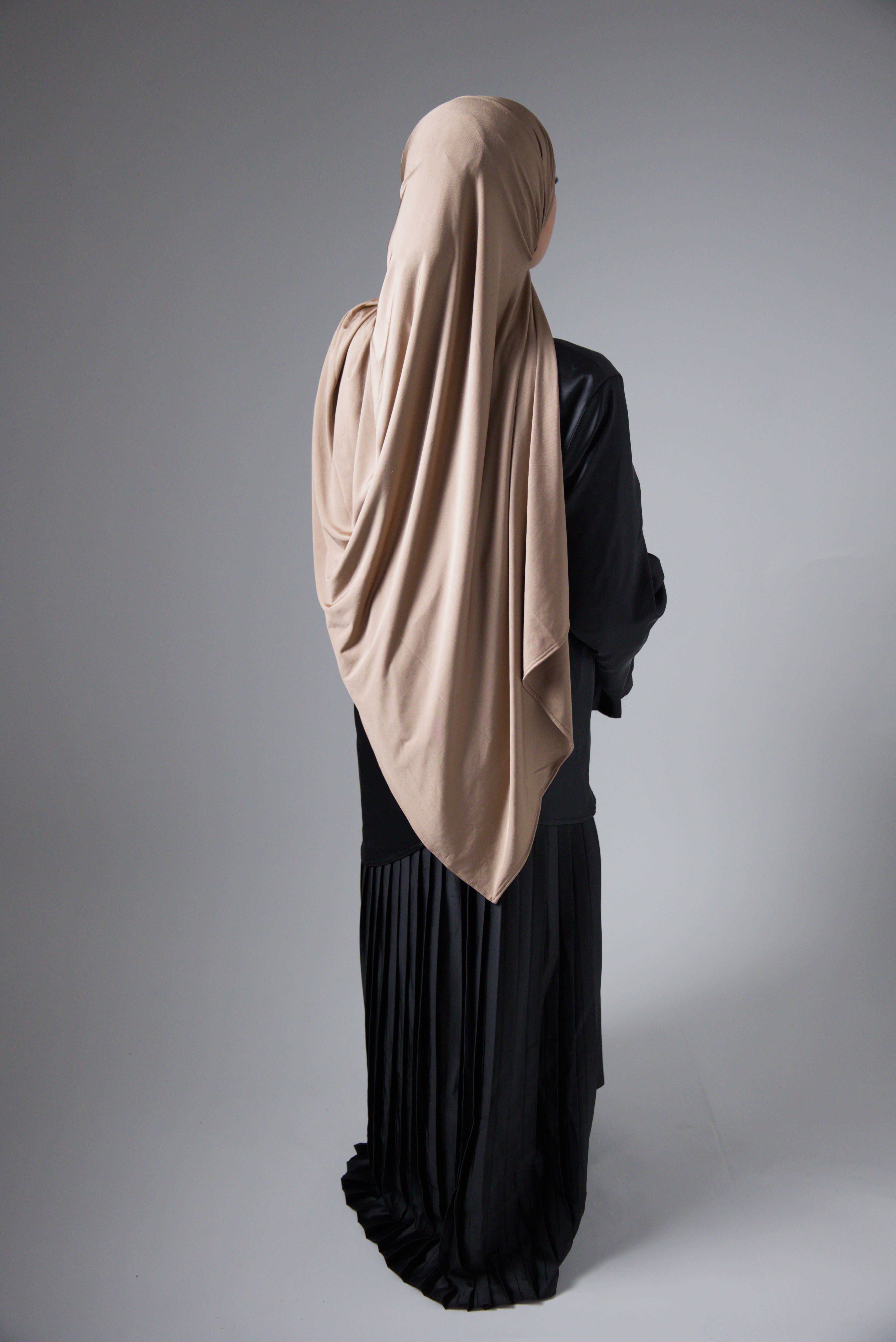 ROBE PLISSÉE | AMIRA
