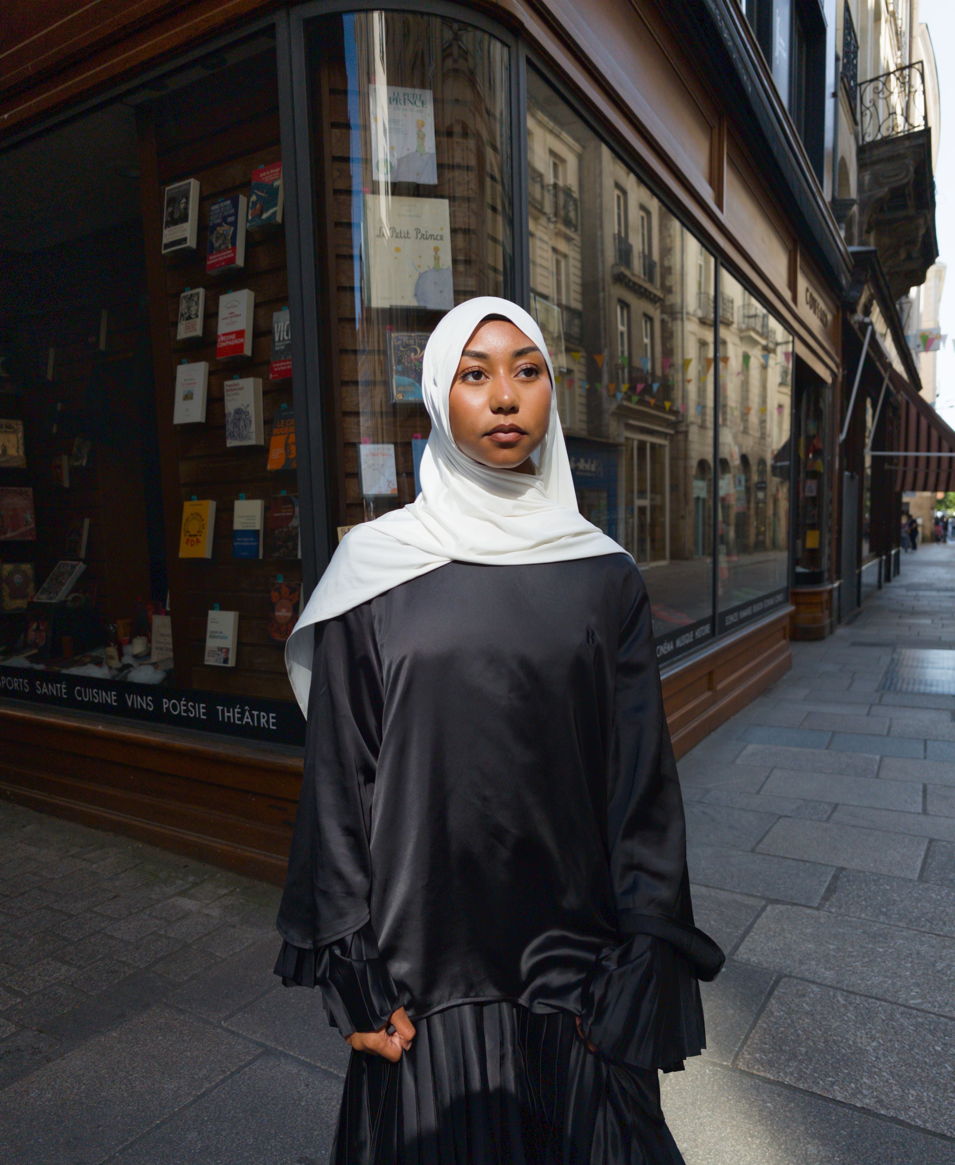 ROBE ABAYA PLISSÉE | AMIRA